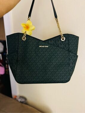Michael Kors Saffiano leather Logo Tote Bag